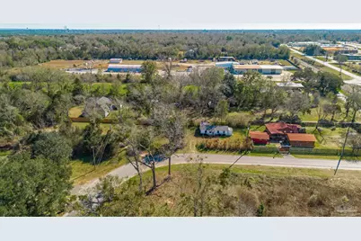 3020 Woodbury Cir, Cantonment, FL 32533 - Photo 20