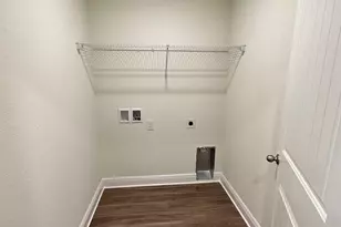 2411 Privet Berry Dr, Gulf Breeze, FL 32563 - Photo 8