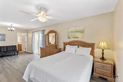 806 Maldonado Dr, Pensacola Beach, FL 32561 - Photo 20