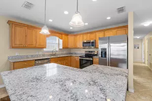 806 Maldonado Dr, Pensacola Beach, FL 32561 - Photo 14