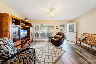 6669 Liberty St, Navarre, FL 32566 - Photo 12