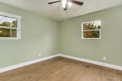 7206 Esther St, Pensacola, FL 32506 - Photo 18