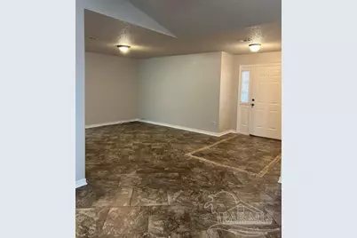 5938 Herlong Dr, Milton, FL 32570 - Photo 8