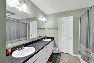 2121 Coral Creek Dr, Pensacola, FL 32506 - Photo 16