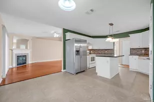 2121 Coral Creek Dr, Pensacola, FL 32506 - Photo 18