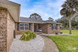 1788 Commander Harvey Ln, Navarre, FL 32566 - Photo 4