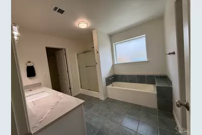 11560 Mobile Hwy, Pensacola, FL 32526 - Photo 30