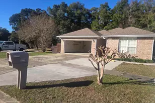 1006 Patriot Pl, Pensacola, FL 32534 - Photo 4