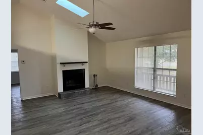 4628 Pebble Creek Dr, Pensacola, FL 32526 - Photo 2