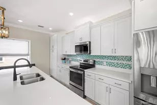 6630 Carlinga Dr, Pensacola, FL 32507 - Photo 14