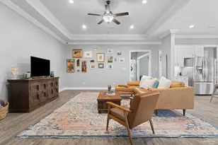 5701 Oak Hvn Ln, Gulf Breeze, FL 32563 - Photo 8