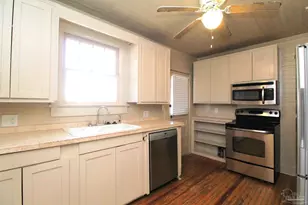 3102 E De Soto St, Pensacola, FL 32503 - Photo 10