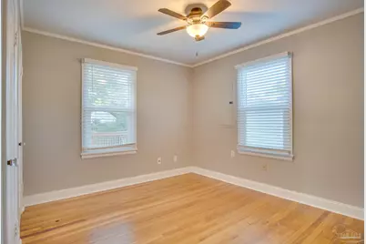 2303 N 20th Ave, Pensacola, FL 32503 - Photo 10