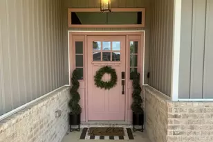 5710 Peach Dr, Milton, FL 32571 - Photo 2