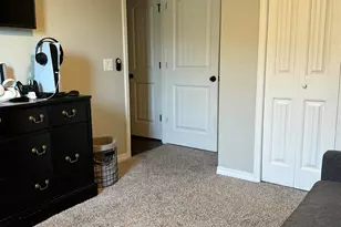 5710 Peach Dr, Milton, FL 32571 - Photo 16