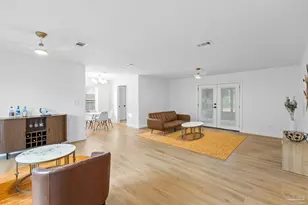 3962 Elmcrest Dr, Pensacola, FL 32504 - Photo 4