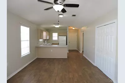 4058 Glenway Dr, Pensacola, FL 32526 - Photo 4
