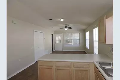 4058 Glenway Dr, Pensacola, FL 32526 - Photo 2