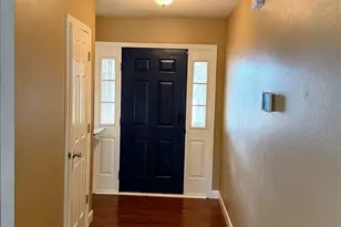 9406 Pine Lilly Ct, Navarre, FL 32566 - Photo 2