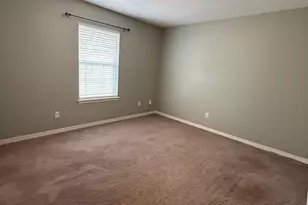 9406 Pine Lilly Ct, Navarre, FL 32566 - Photo 14