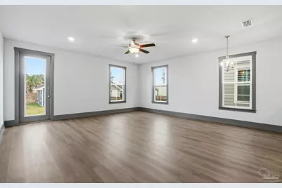 319 W Government St, Pensacola, FL 32502 - Photo 16