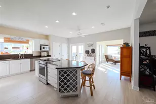 4501 Bayside Dr, Milton, FL 32583 - Photo 18