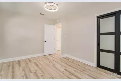 5894 West Shore Dr, Pensacola, FL 32526 - Photo 24