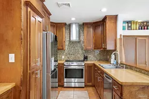 421 Cumberland Ave, Gulf Breeze, FL 32561 - Photo 24