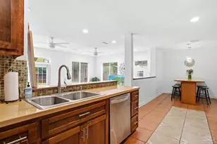 421 Cumberland Ave, Gulf Breeze, FL 32561 - Photo 22