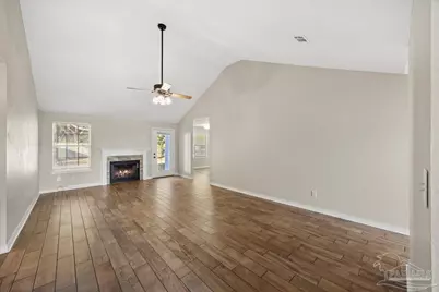 924 Emily Cir, Fort Walton Beach, FL 32547 - Photo 4