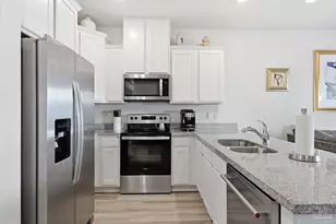 9450 Nature Crk Ln, Pensacola, FL 32526 - Photo 8