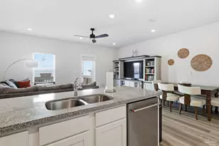 9450 Nature Crk Ln, Pensacola, FL 32526 - Photo 12