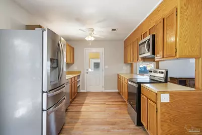 3005 Christine St, Pensacola, FL 32526 - Photo 8