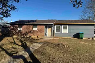 104 Evelyn St, Flomaton, AL 36441 - Photo 2