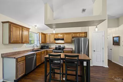 1953 Shadow Lake Dr, Gulf Breeze, FL 32563 - Photo 18