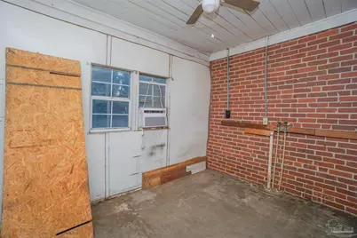 621 W Hernandez St, Pensacola, FL 32501 - Photo 10