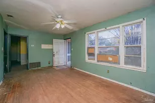 621 W Hernandez St, Pensacola, FL 32501 - Photo 6