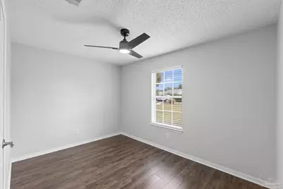 4327 Lisa Ct, Gulf Breeze, FL 32563 - Photo 8