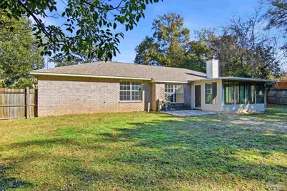 7705 W Jackson St, Pensacola, FL 32506 - Photo 4