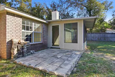 7705 W Jackson St, Pensacola, FL 32506 - Photo 6