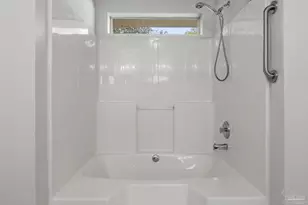 7705 W Jackson St, Pensacola, FL 32506 - Photo 14