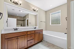 7933 Silver Maple Dr, Milton, FL 32583 - Photo 38