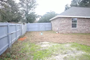 8055 El Estrecho Dr, Pensacola, FL 32514 - Photo 10