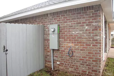 8055 El Estrecho Dr, Pensacola, FL 32514 - Photo 6