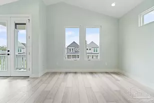 1180 W Intendencia St, Pensacola, FL 32502 - Photo 12