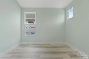 1180 W Intendencia St, Pensacola, FL 32502 - Photo 26