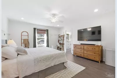 2279 Hadleigh Hills Ct, Navarre, FL 32566 - Photo 18