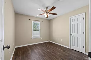 8778 Faye Ct, Navarre, FL 32566 - Photo 30