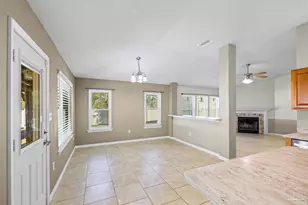 8778 Faye Ct, Navarre, FL 32566 - Photo 18