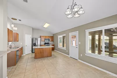 8778 Faye Ct, Navarre, FL 32566 - Photo 16